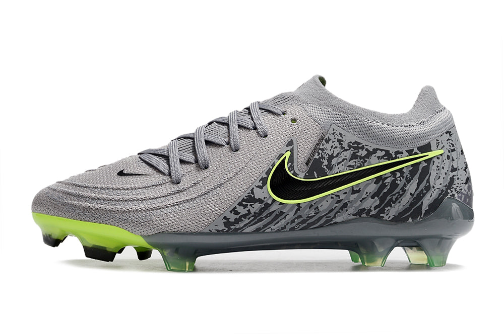 Nike Low-Top Waterproof Full Knitted Moon FG Football Shoes