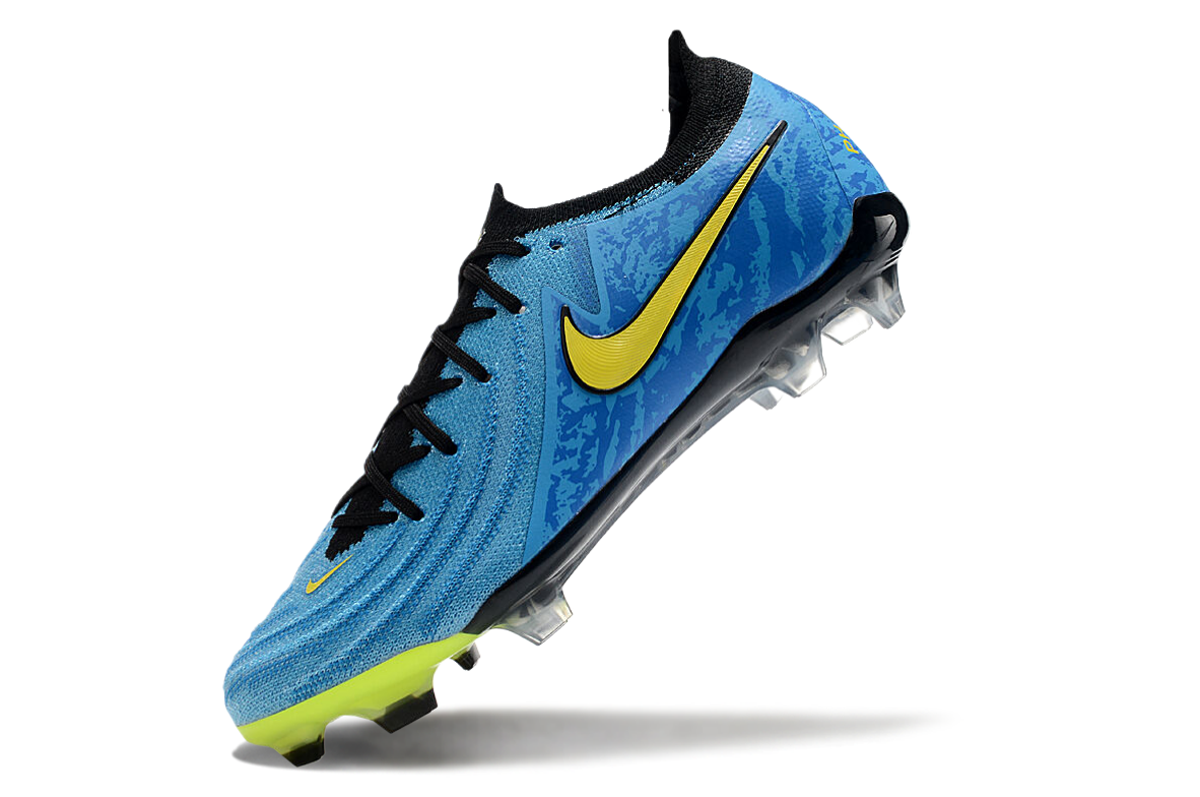 Nike Low-Top Waterproof Full Knitted Moon FG Football Shoes