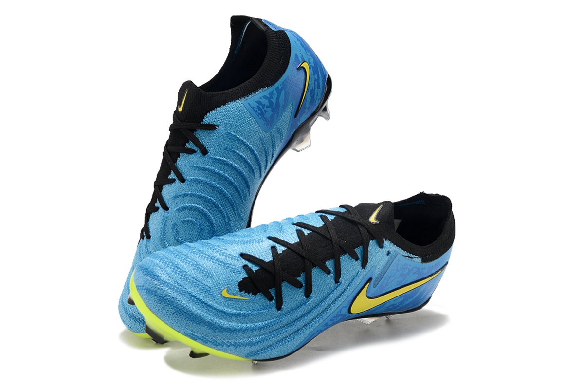 Nike Low-Top Waterproof Full Knitted Moon FG Football Shoes