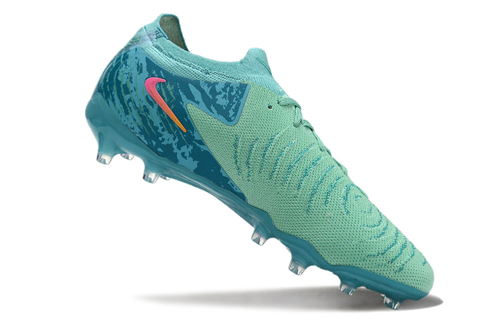 Nike Low-Top Waterproof Full Knitted Moon FG Football Shoes